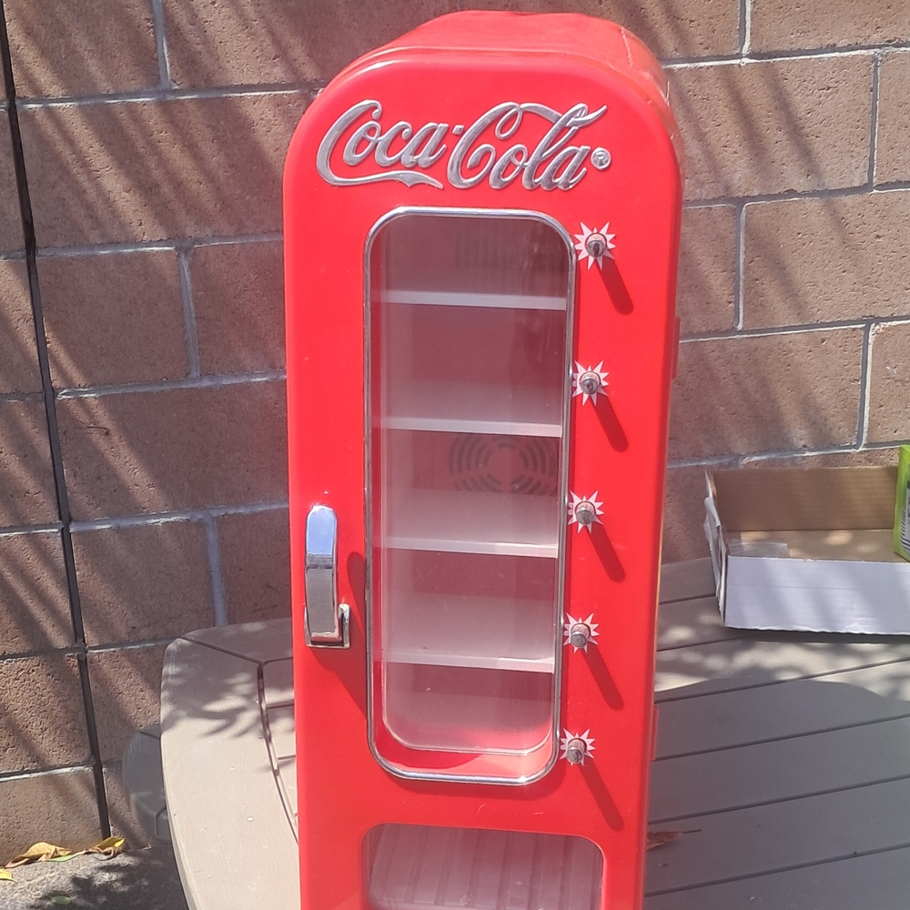 Coca-Cola Red Mini Fridge